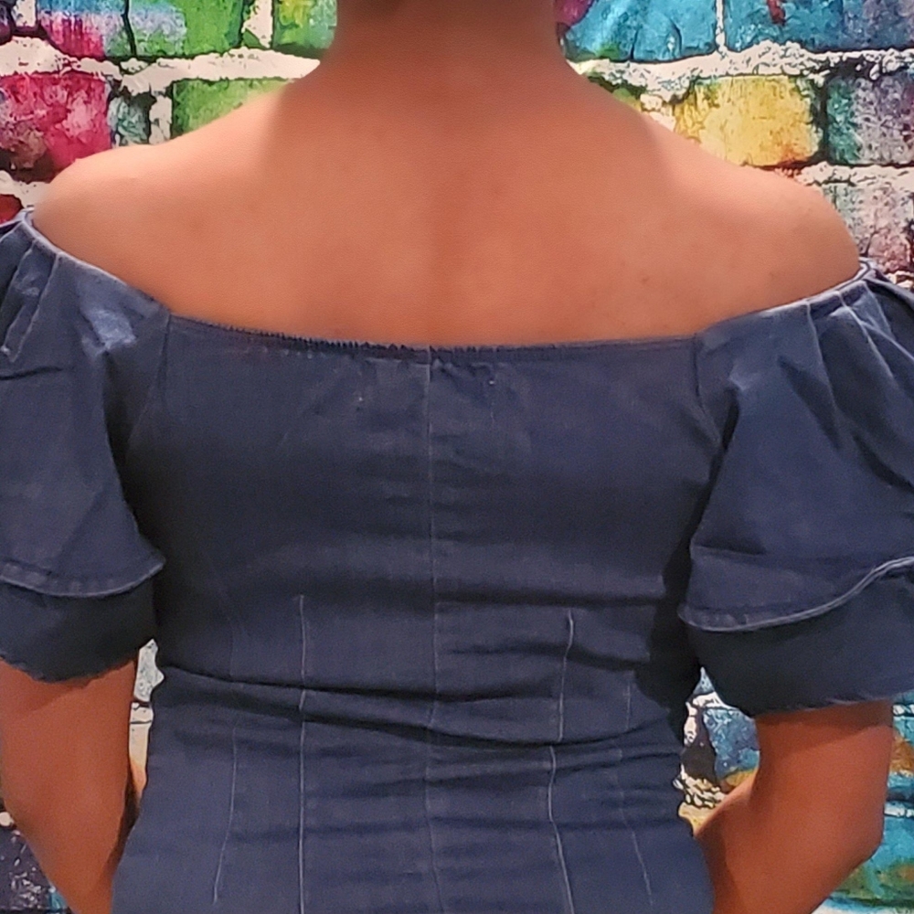 Puff Sleeve Denim Bodysuit - Picture 6 of 9